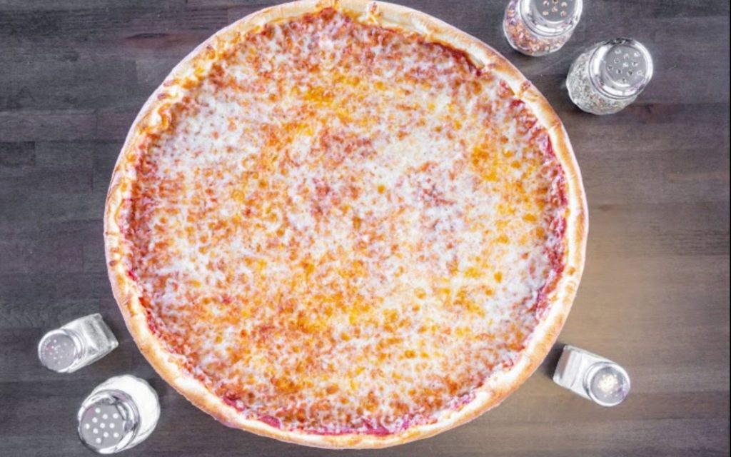 Lucky's Pizza in Surprise, AZ